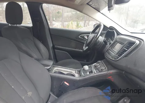 2015 Chrysler 200 Limited из США, поврежденный, VIN 1C3CCCAB7FN712320